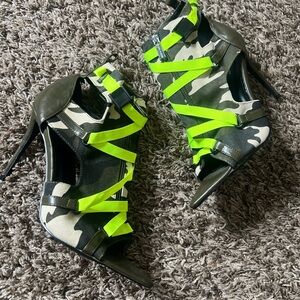 Stylish Camouflage Heels with Neon Accents RUNS SMALL